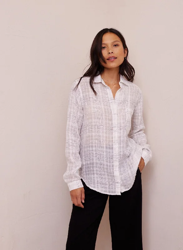  Sleek Women's Pocket Button Down