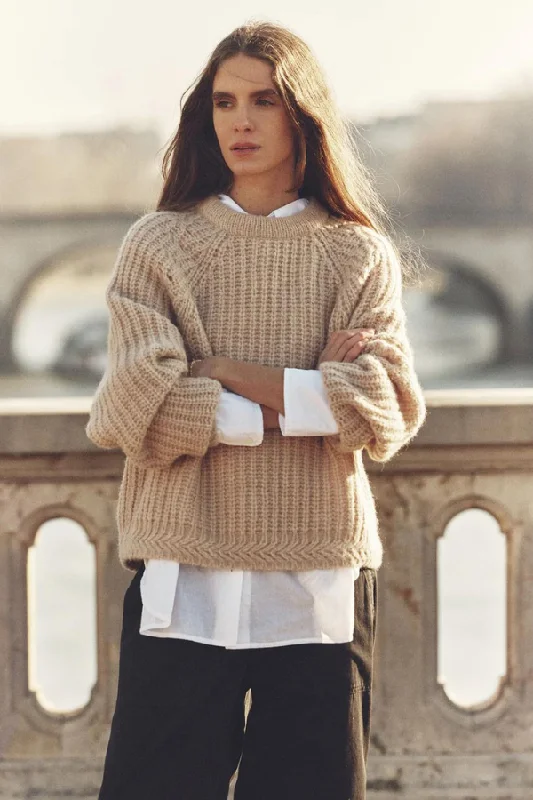  British Gentlewoman StyleLandrey Sweater - Cream Ice