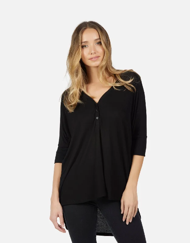  Confident Women's PowerAmos Oversized V-Neck Henley