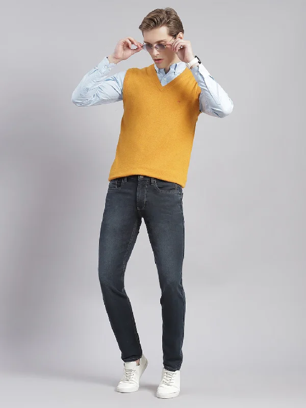 Men Mustard Solid V Neck Sleeveless Sweaters/Pullovers