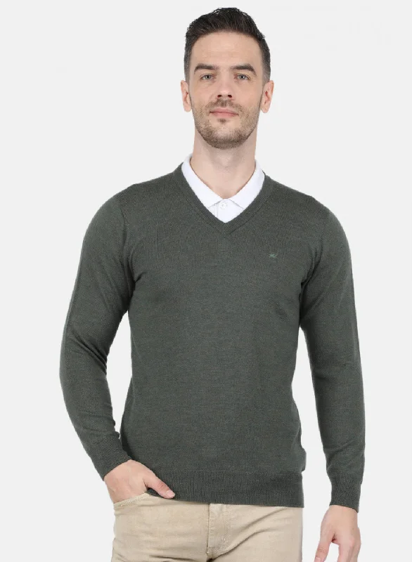 Men Olive Solid Pullover